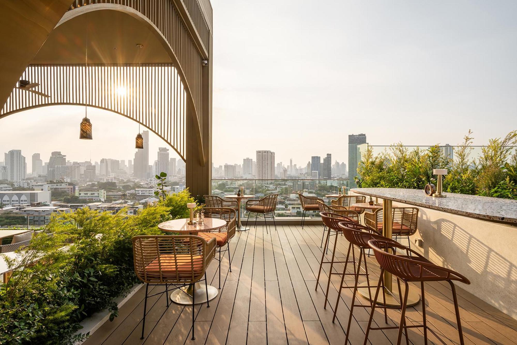Somerset Sukhumvit 71 Банкок Екстериор снимка