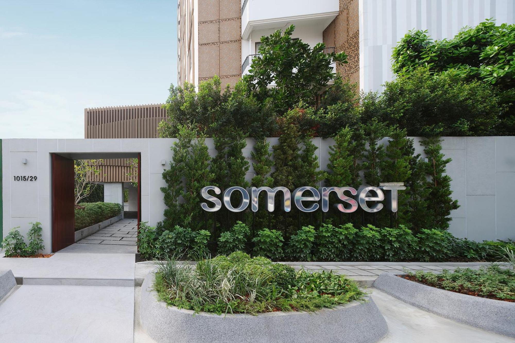 Somerset Sukhumvit 71 Банкок Екстериор снимка